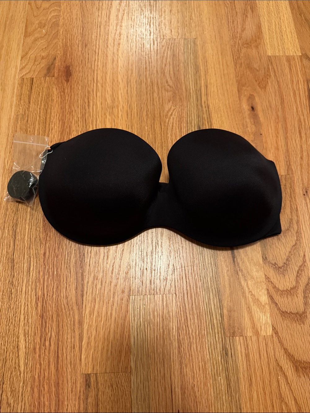 NWOT Warner’s Strapless Convertible Bra in Black 36D